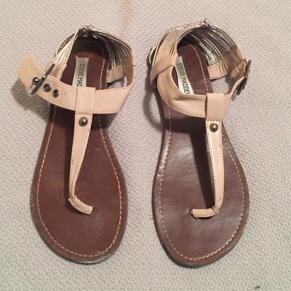 Steve Madden thong sandal